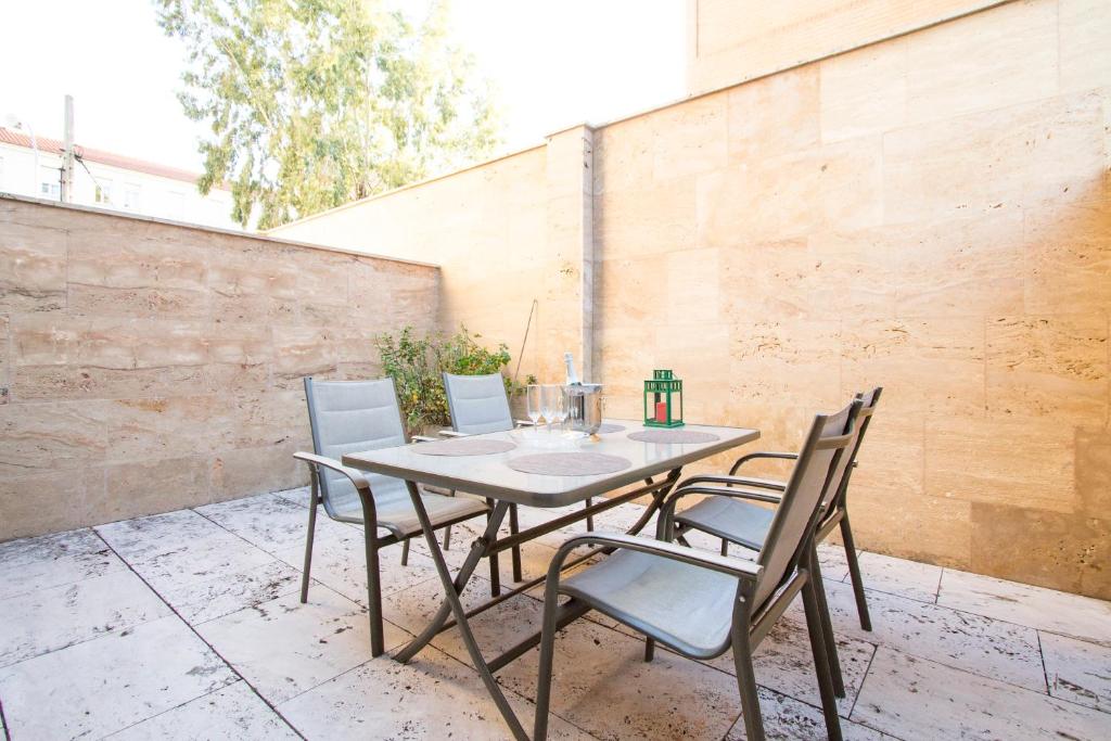 Patio nebo venkovní prostory v ubytování Apartamentos Villablino Arturo Soria