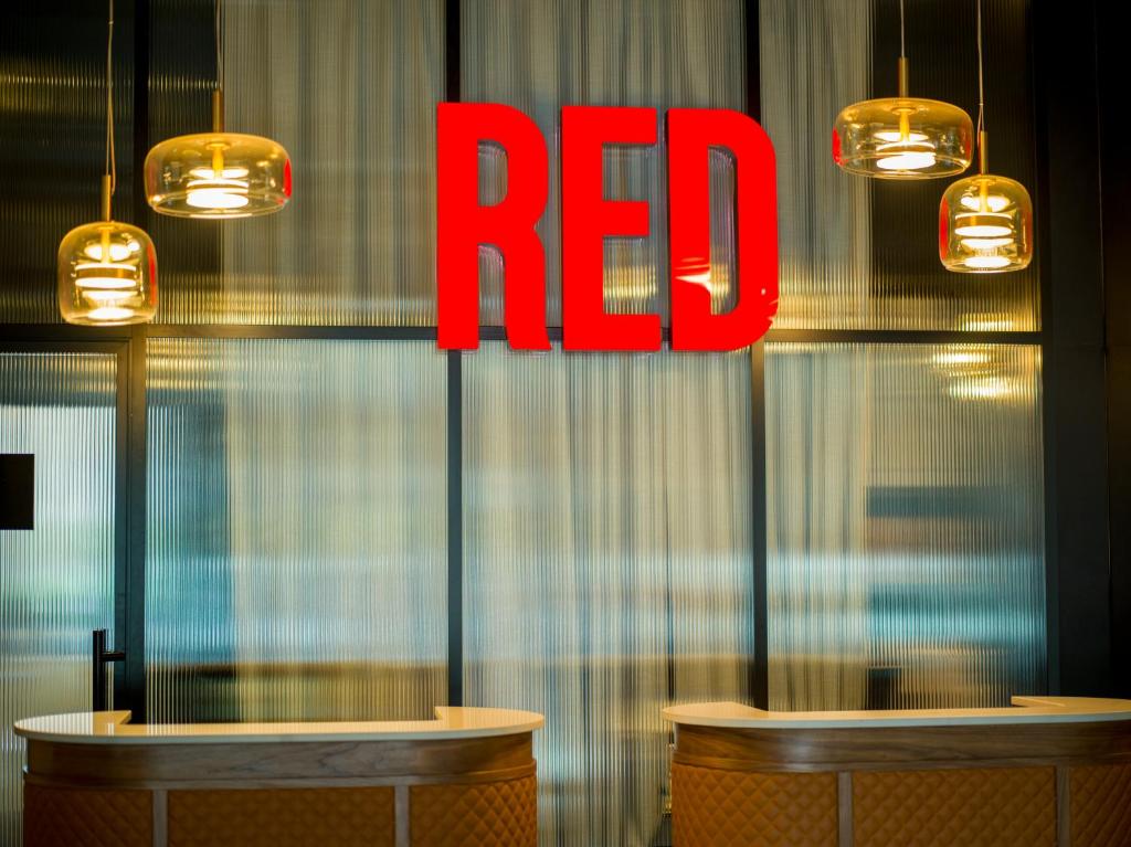 Radisson RED Belgrade - Resim 40