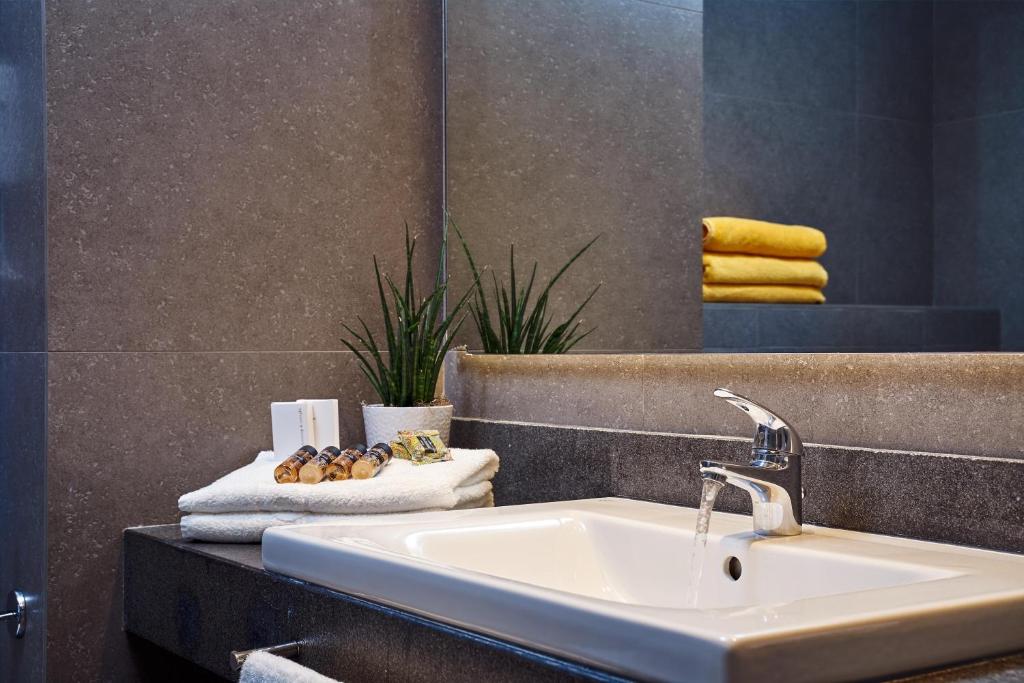 White Rocks Hotel Kefalonia - 7