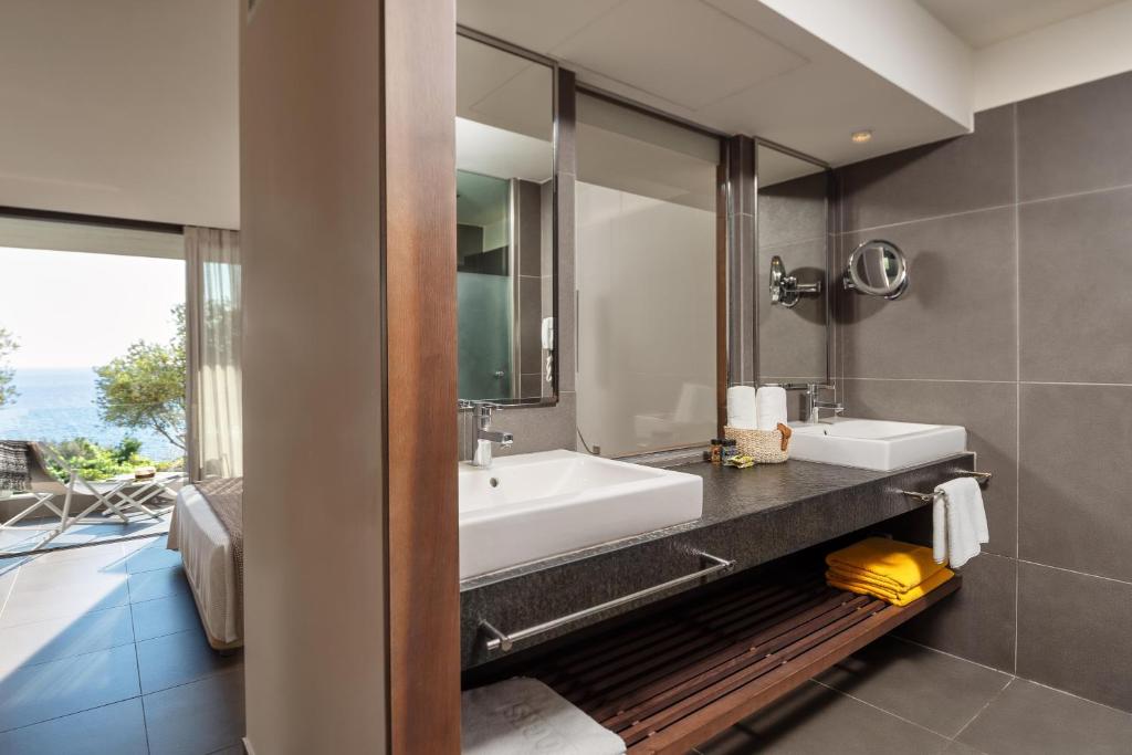 White Rocks Hotel Kefalonia - 13