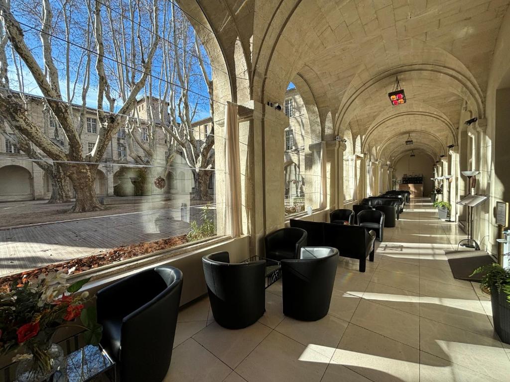 Hôtel Cloitre Saint Louis Avignon - Resim 28