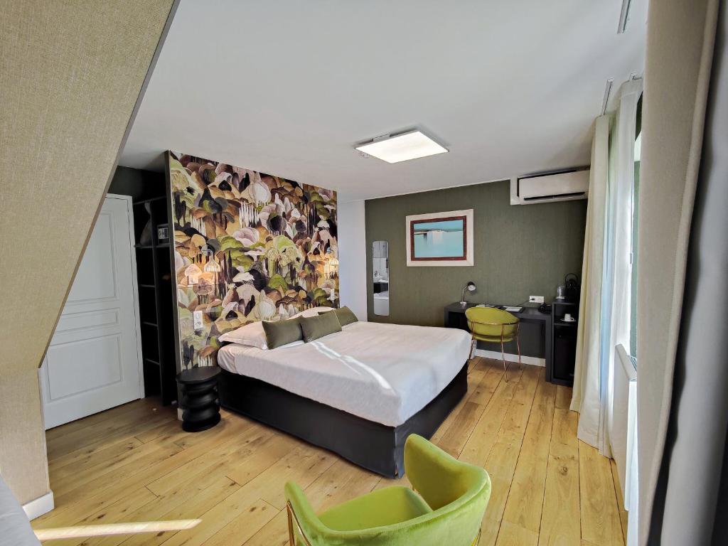 Hotel Château de la Barbinière - Triple Habitación En Dependencia