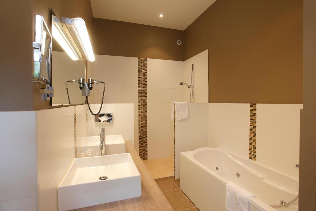 Hotel Château de la Barbinière - Suite Junior En El Castillo