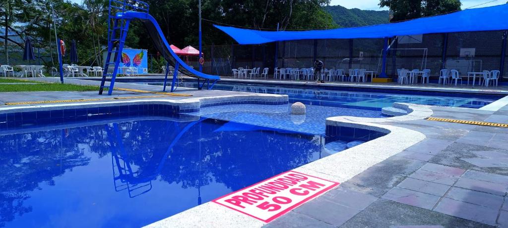 Bazén v ubytování Bavaria Real Hotel & Club nebo v jeho okolí