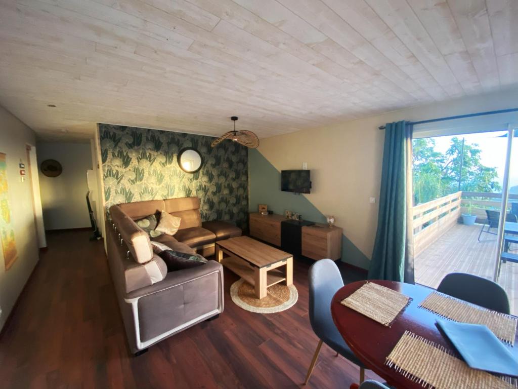 Istumisnurk majutusasutuses Maison vue mer La Réunion