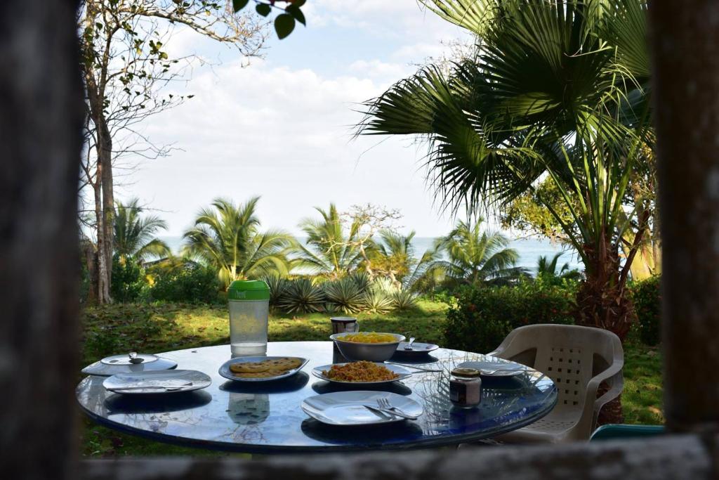 Pajarito Eco-Lodge frente al mar