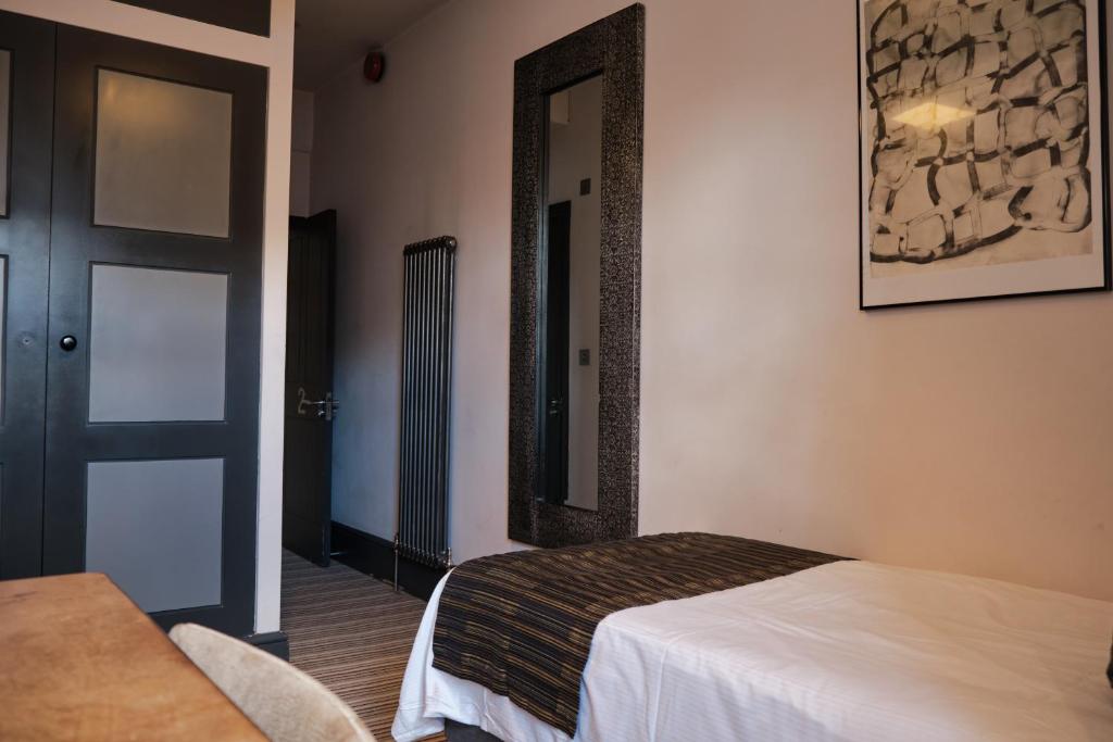 Rose and Crown Stoke Newington - Resim 23