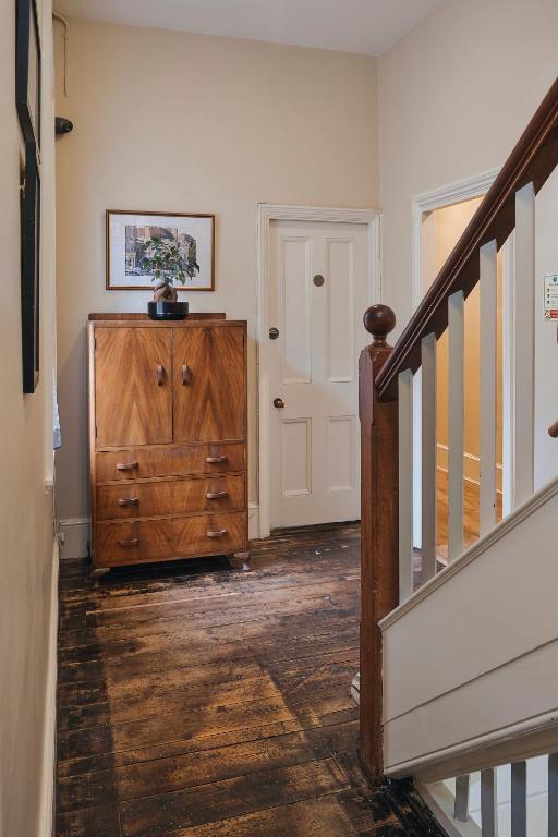 Rose and Crown Stoke Newington - Resim 38