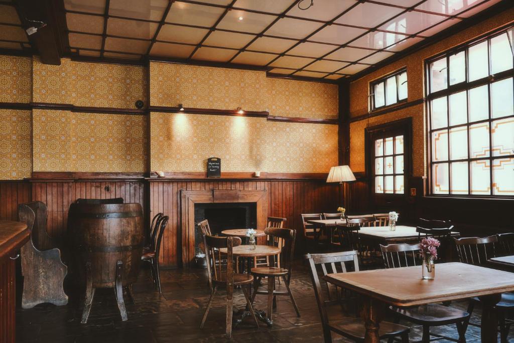 Rose and Crown Stoke Newington - Resim 41