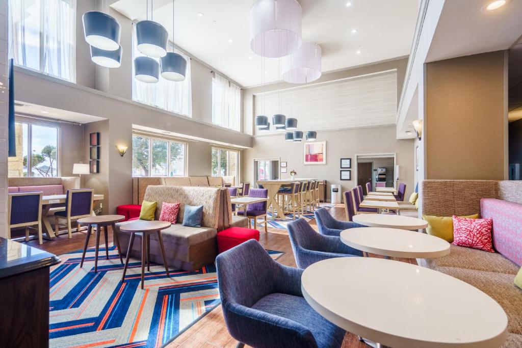 Posezení v ubytování Hampton Inn & Suites Abilene I-20