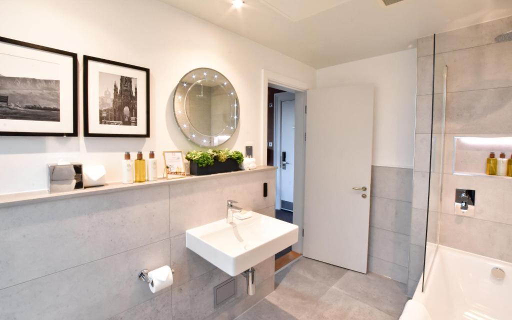 The Rutland Hotel & Apartments - Resim 31