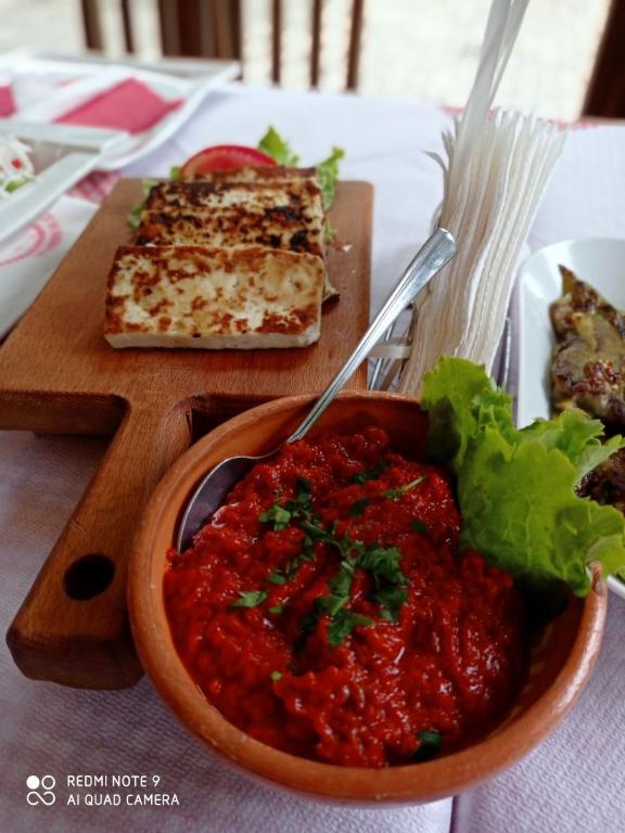 Traditional sauce and bread