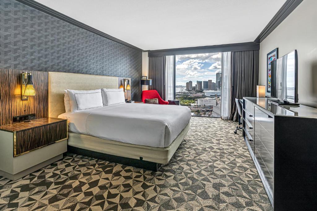 Hilton Miami Downtown - 