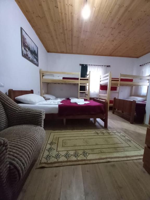 Letto o letti in una camera di GUEST HOUSE “ Center Theth “