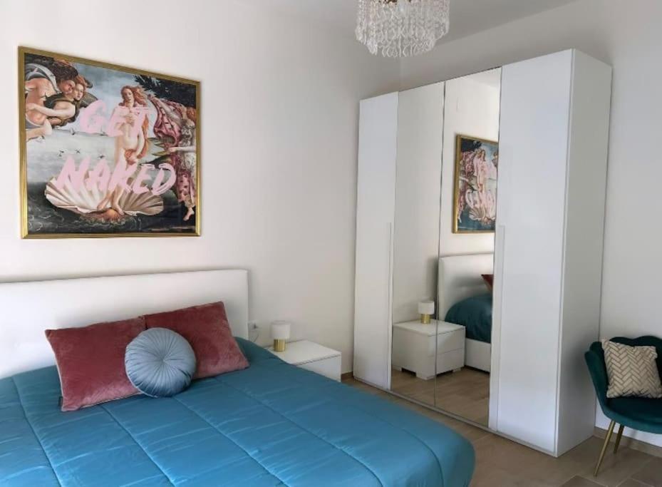 Легло или легла в стая в Appartamento romantico centro storico con parcheggio comodo