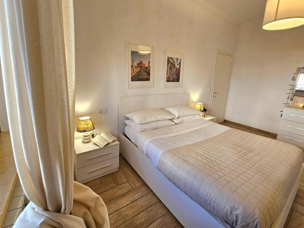 Llit o llits en una habitació de Airport FCO -Entire Apartment -Self check-in