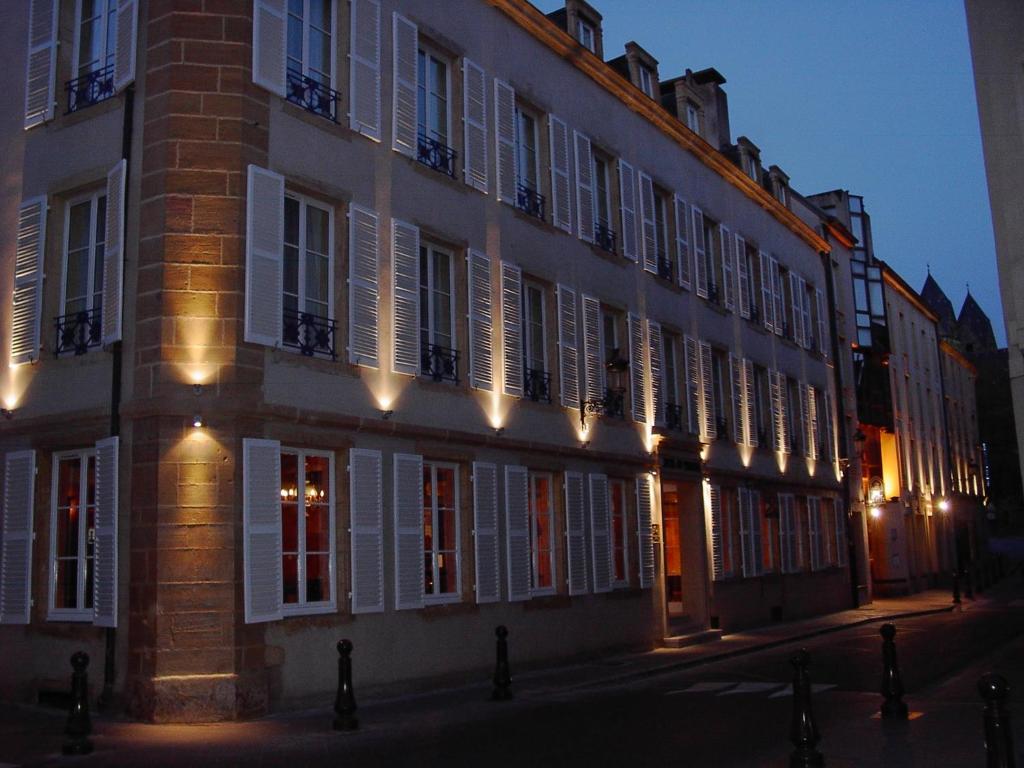 Gallery image of Hôtel Du Théâtre Centre Historique Parking Gratuit in Metz