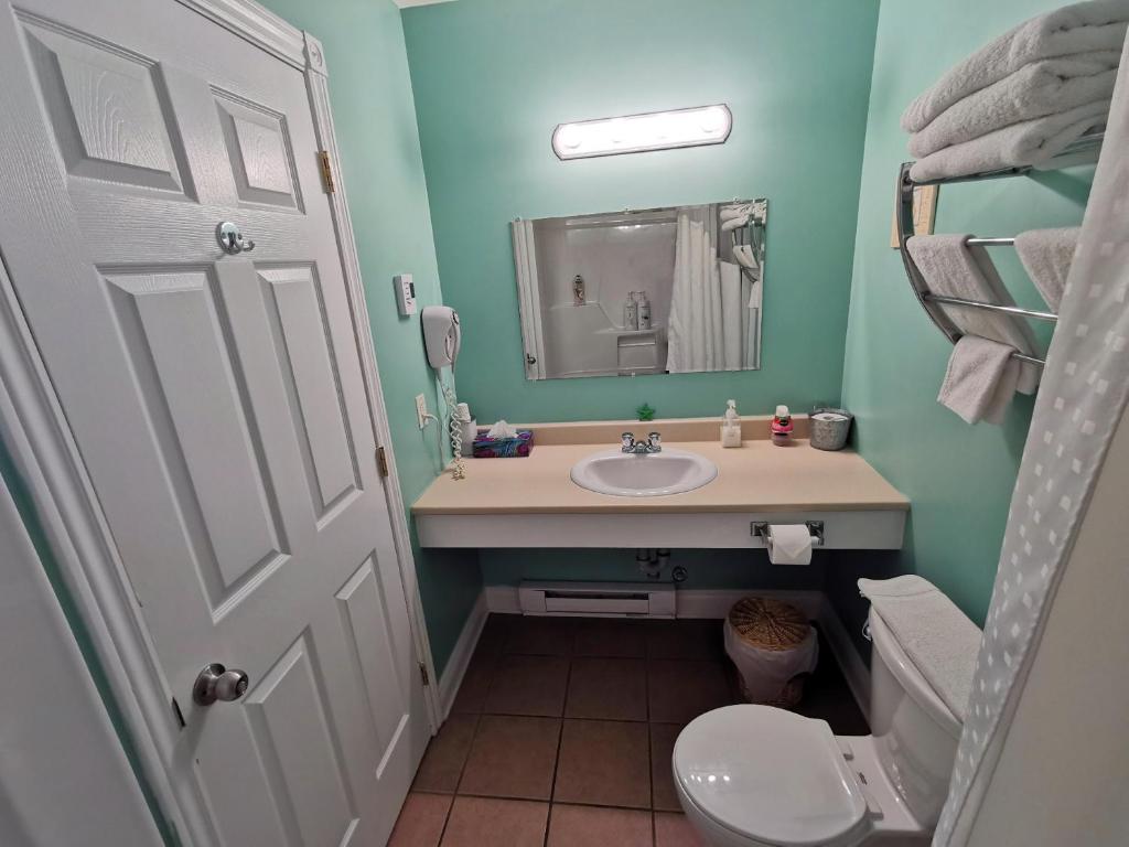 The Inn at Fisherman's cove - Resim 34