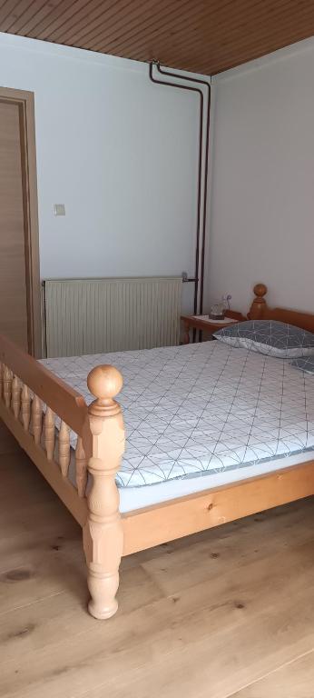 Postel nebo postele na pokoji v ubytování House Apartma Čebela with jacuzzi