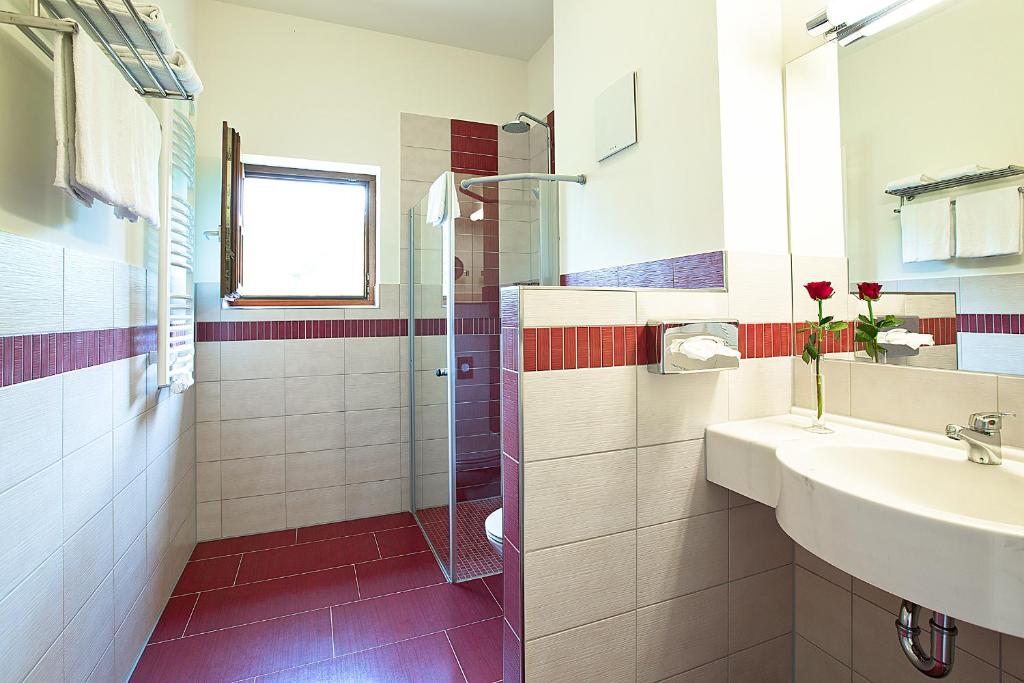 Koupelna v ubytování Hotel Kloster Nimbschen 4 Sterne