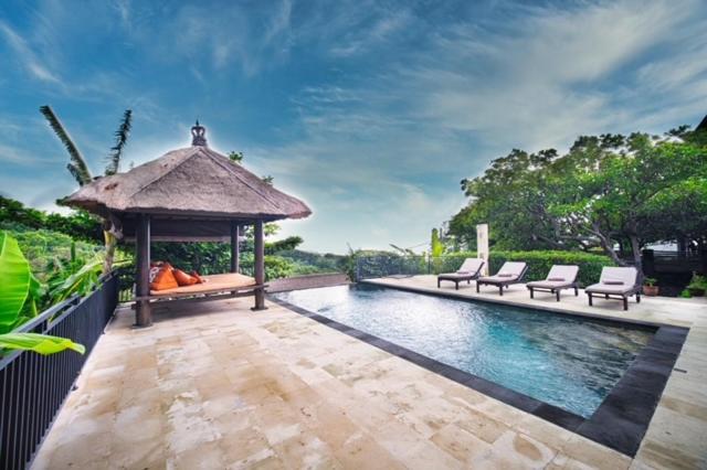 Piscina di Sing Sing Resort Lovina o nelle vicinanze
