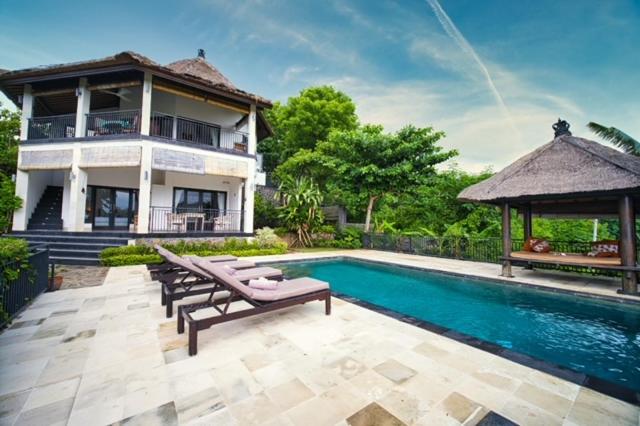 Piscina di Sing Sing Resort Lovina o nelle vicinanze