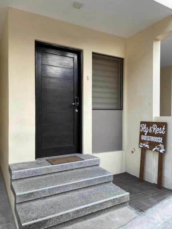Fotografie z fotogalerie ubytování FLY & REST GUESTHOUSE - Mactan-Cebu International Airport v destinaci Lapu Lapu City