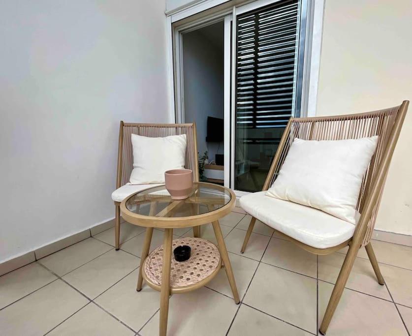 Posezení v ubytování Bel appartement vue mer - Mafat'appart