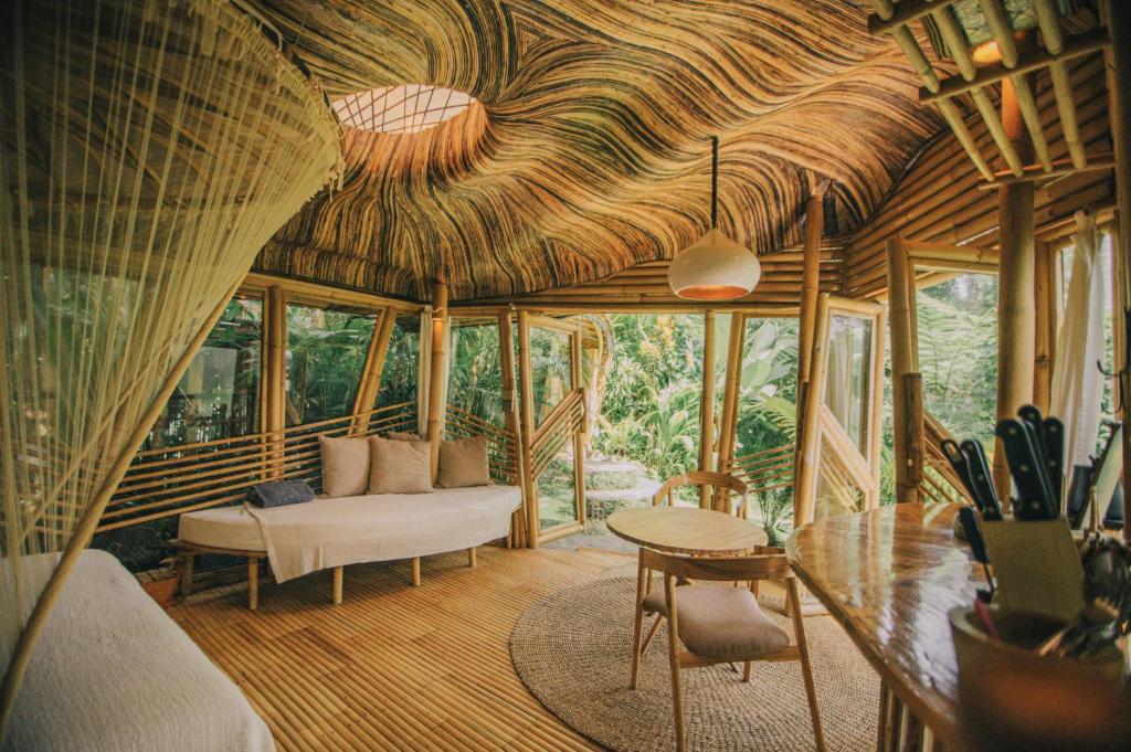 Hideout Eco Bamboo House Bali（Selat）：（最新料金：2025年）