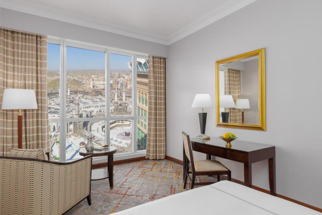 Swissotel Al Maqam Makkah - Junior Suite Con Kaaba View