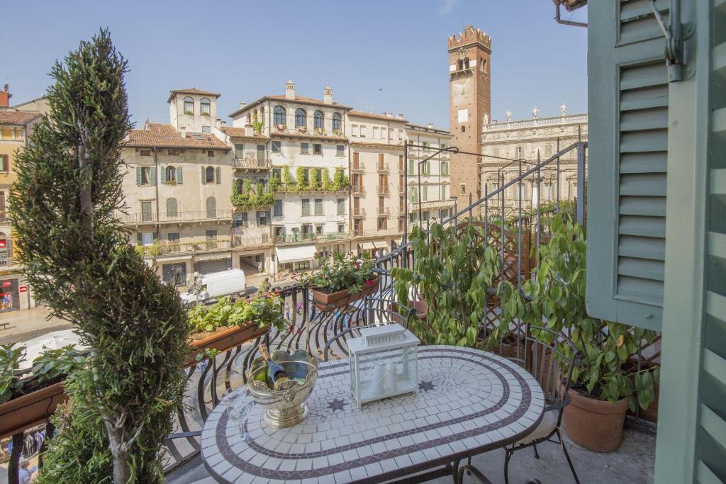 Corte Realdi Suites Piazza Erbe - 9