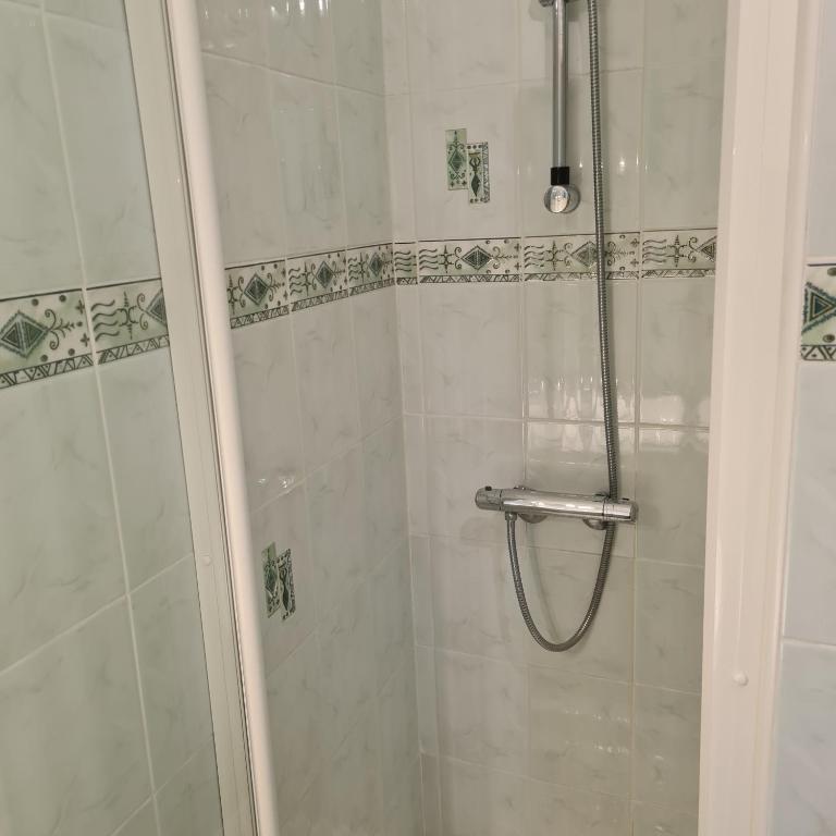 Chambre Tom - Chambre Double Avec Salle De Bain Privée