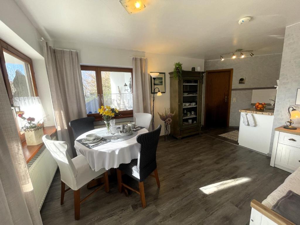 Kuchyň nebo kuchyňský kout v ubytování Ferienwohnung Angelika