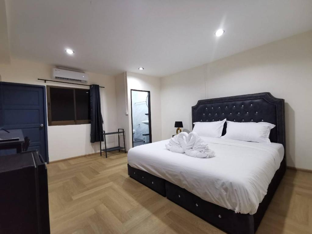 The One Hotel - Resim 9