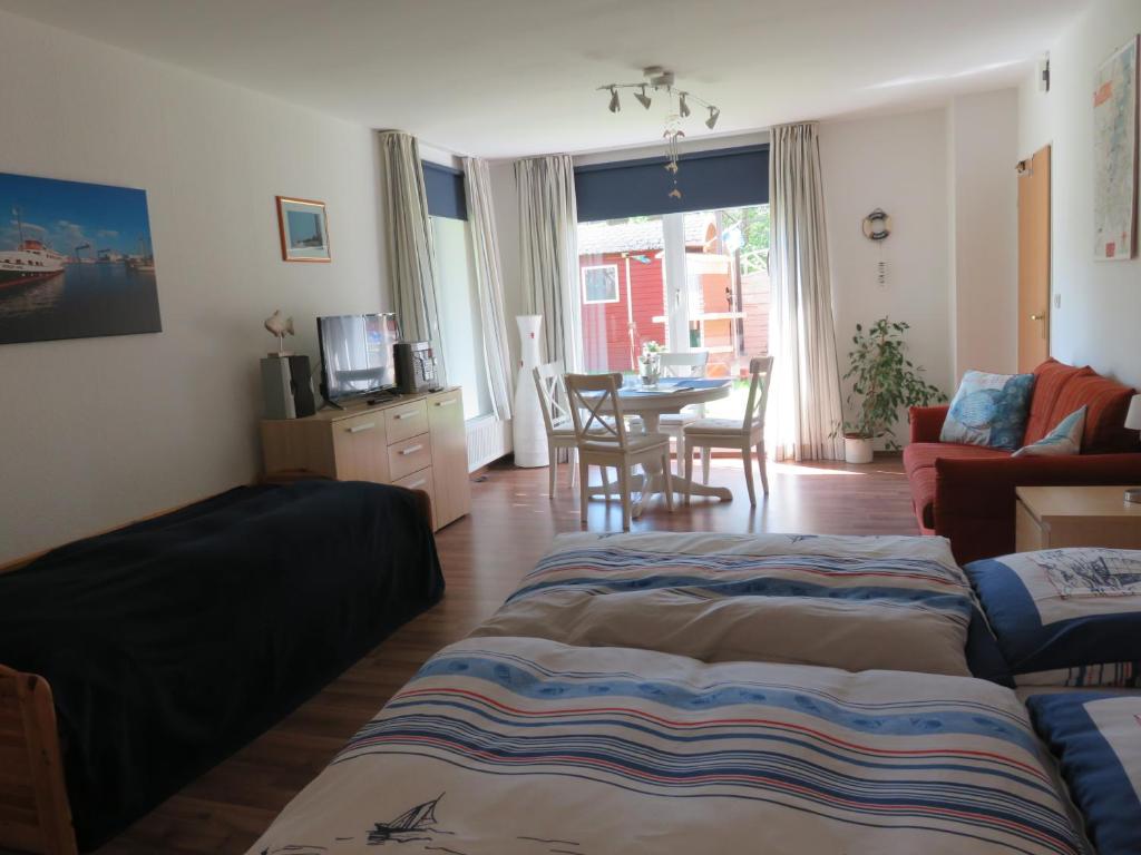 Posezení v ubytování Schönes Appartement in ruhiger Lage