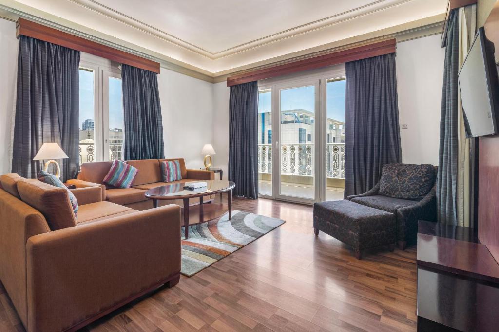 Posezení v ubytování Al Khoory Hotel Apartments Al Barsha
