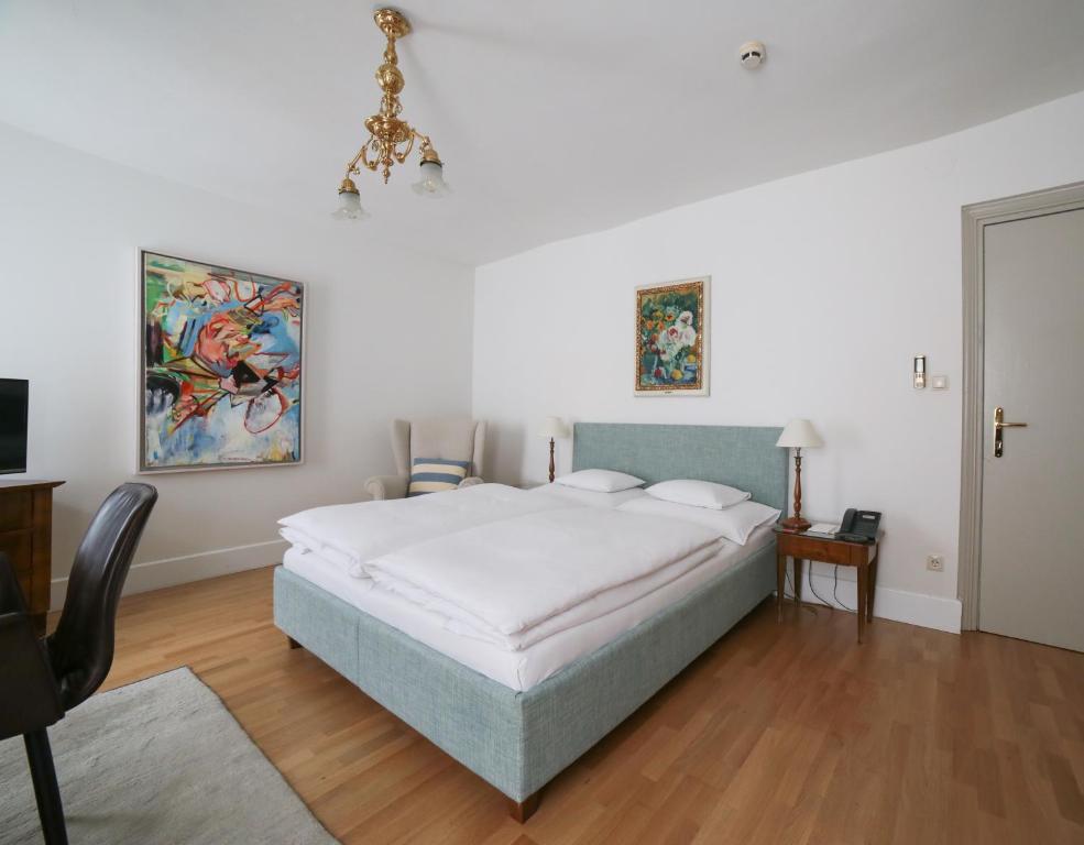 Letto o letti in una camera di Schlossberghotel