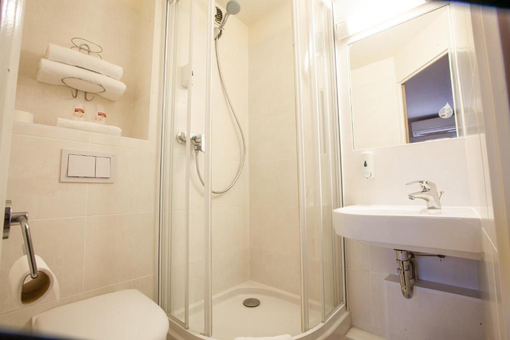 Brit Hotel Lille Centre - Twin Room