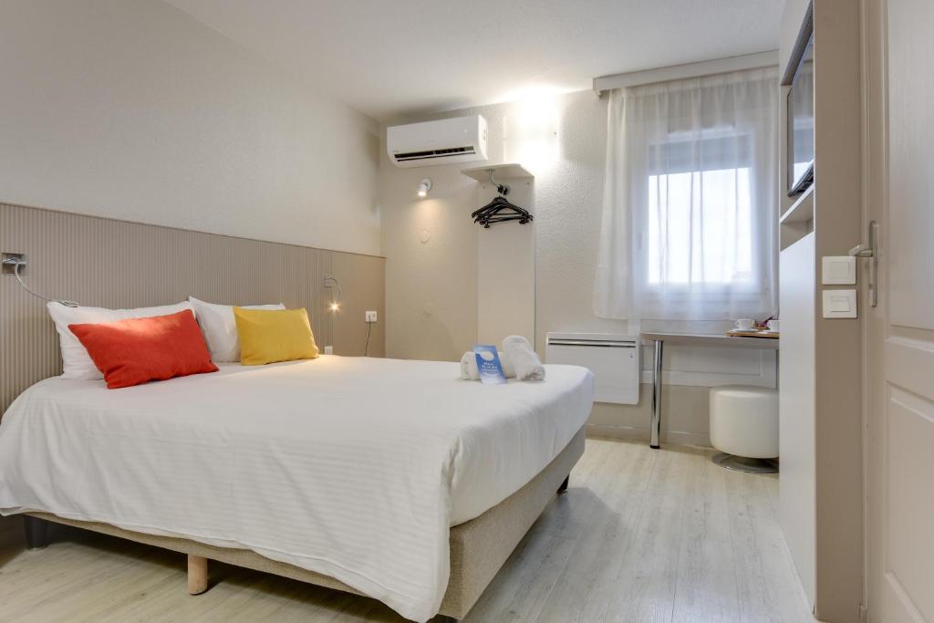 Brit Hotel Lille Centre - Resim 39