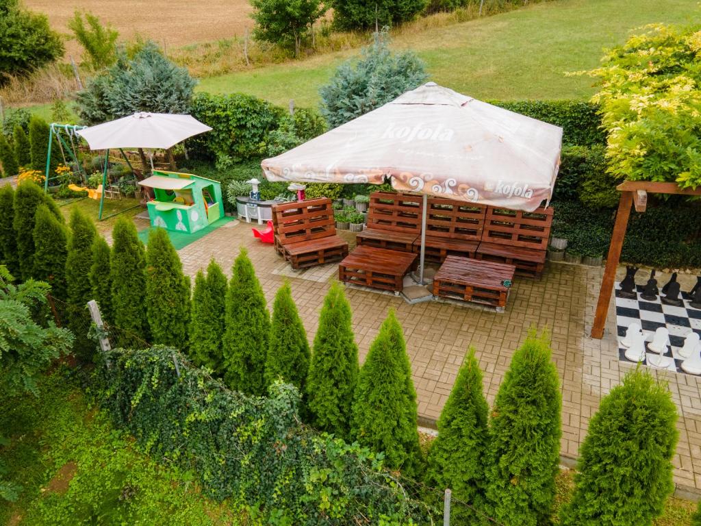 Zahrada ubytování Podhájska - Apartmány Pod Orechom