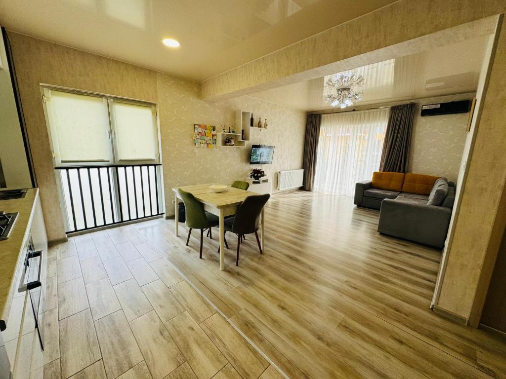 فضای داخلی Tbilisi sea apartment در تفلیس - تصویر ۳