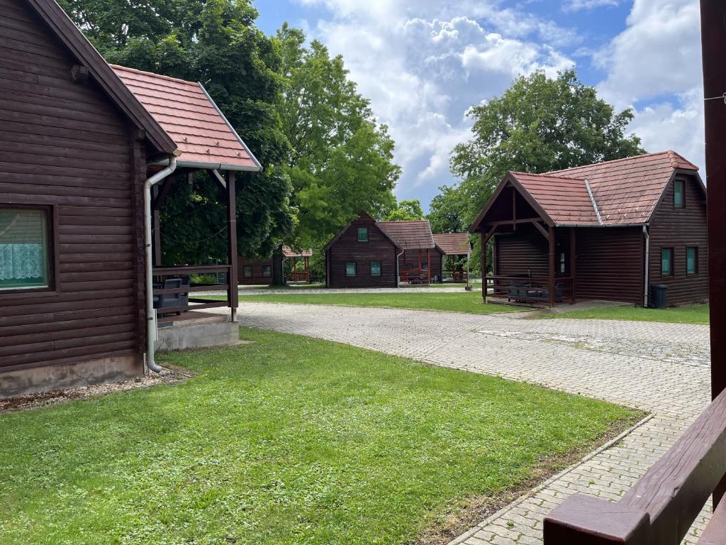 Fotografia z galérie ubytovania Termálfalu és Kemping Zalaegerszeg - Standard Plus v destinácii Zalaegerszeg