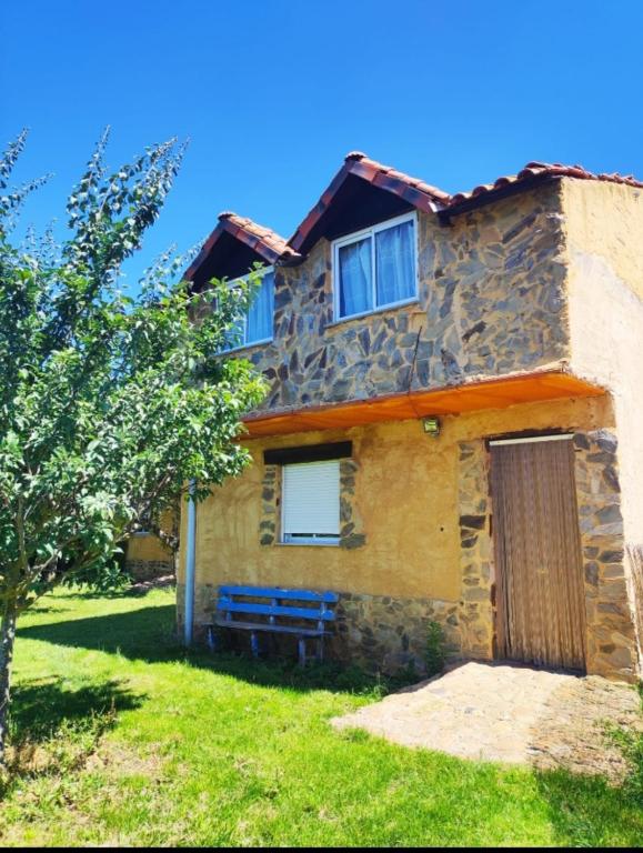 Budova, v ktorej sa hostel nachádza