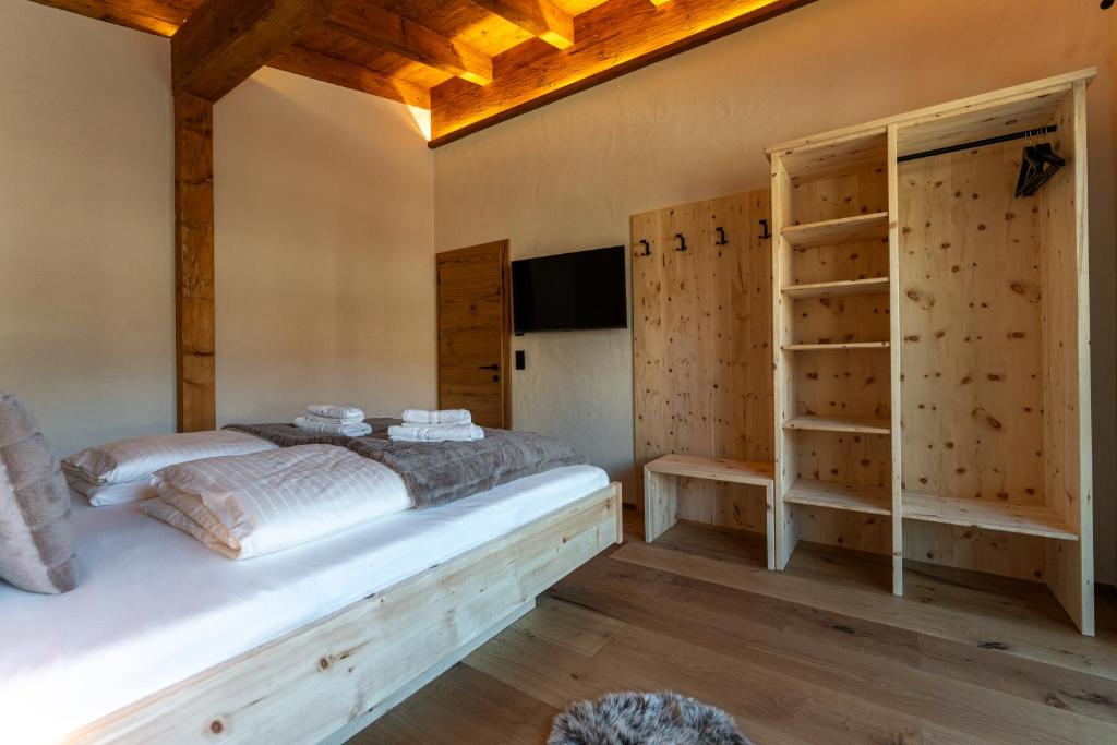 Postel nebo postele na pokoji v ubytování Alprocks Alvaresort