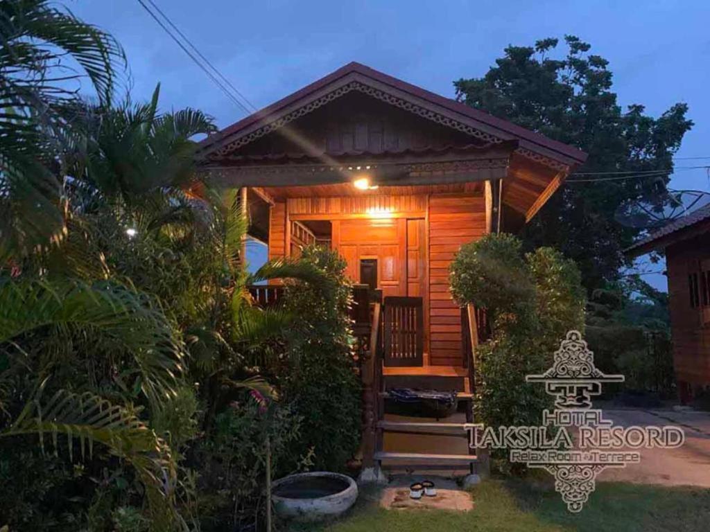 Zahrada ubytování Taksila Resort ฏักร์ศิลารีสอร์ท