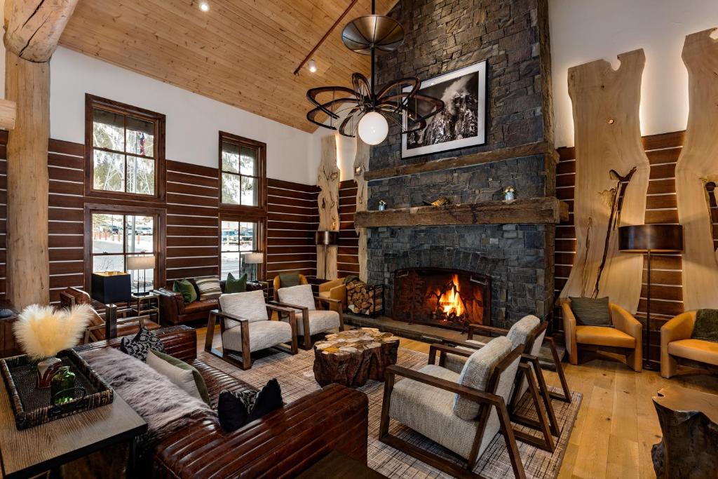 Teton Mountain Lodge and Spa, a Noble House Resort — photo 10