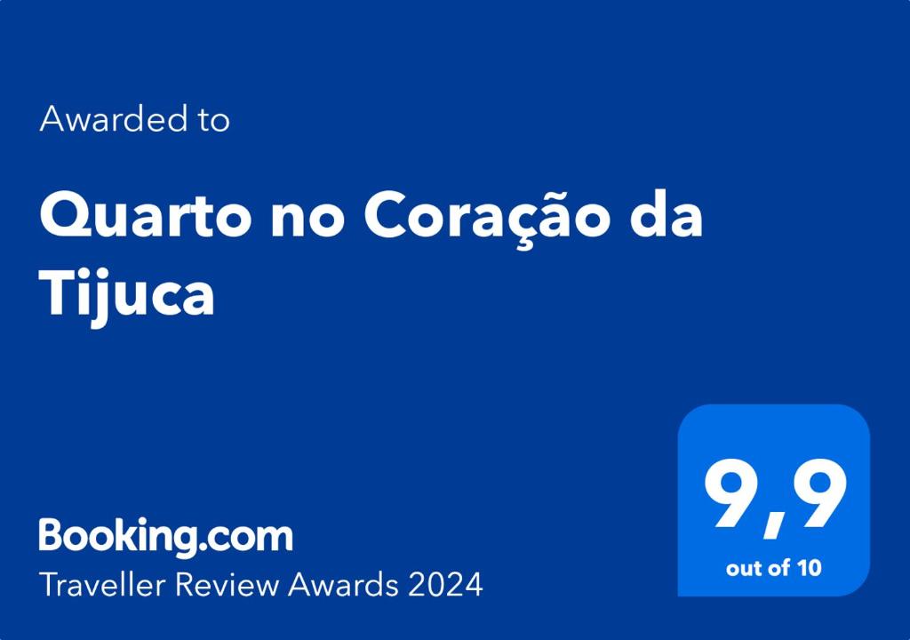 um sinal azul com as palavras quanta no caapa da em Quarto no Coração da Tijuca no Rio de Janeiro