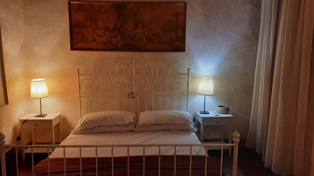 Ένα ή περισσότερα κρεβάτια σε δωμάτιο στο Romana home