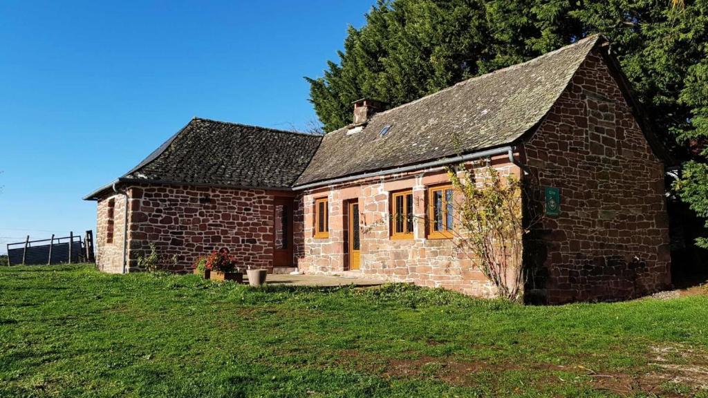 Fotografie z fotogalerie ubytování Gîte de France à Lagleygeolle 3 épis - Gîte de France 4 personnes MAE-9734 v destinaci Lagleygeolle