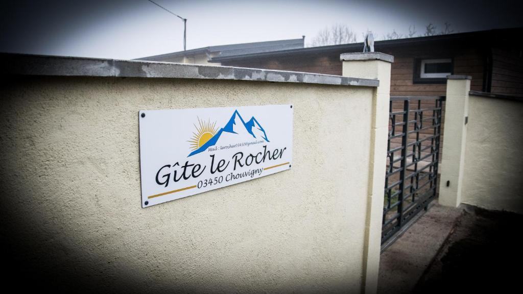 Certifikát, hodnocení, plakát nebo jiný dokument vystavený v ubytování Gîte Le Rocher